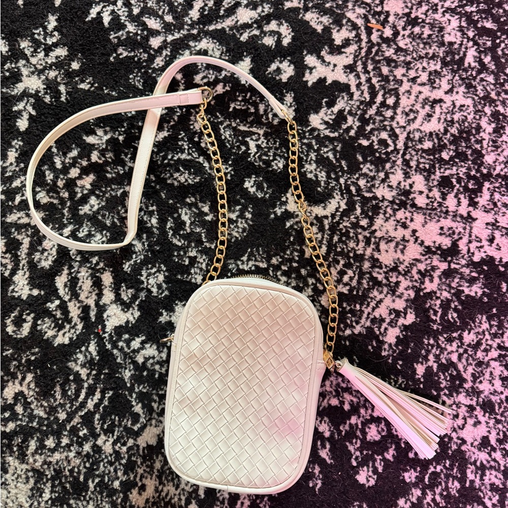 Elegant White Woven Crossbody Bag